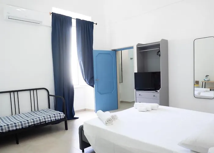 Seaport #rooms * Trani